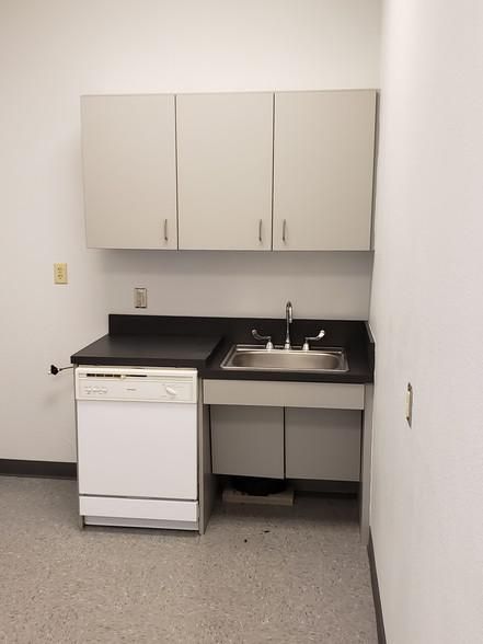 Suite 229 3436 Alemeda St photo 3