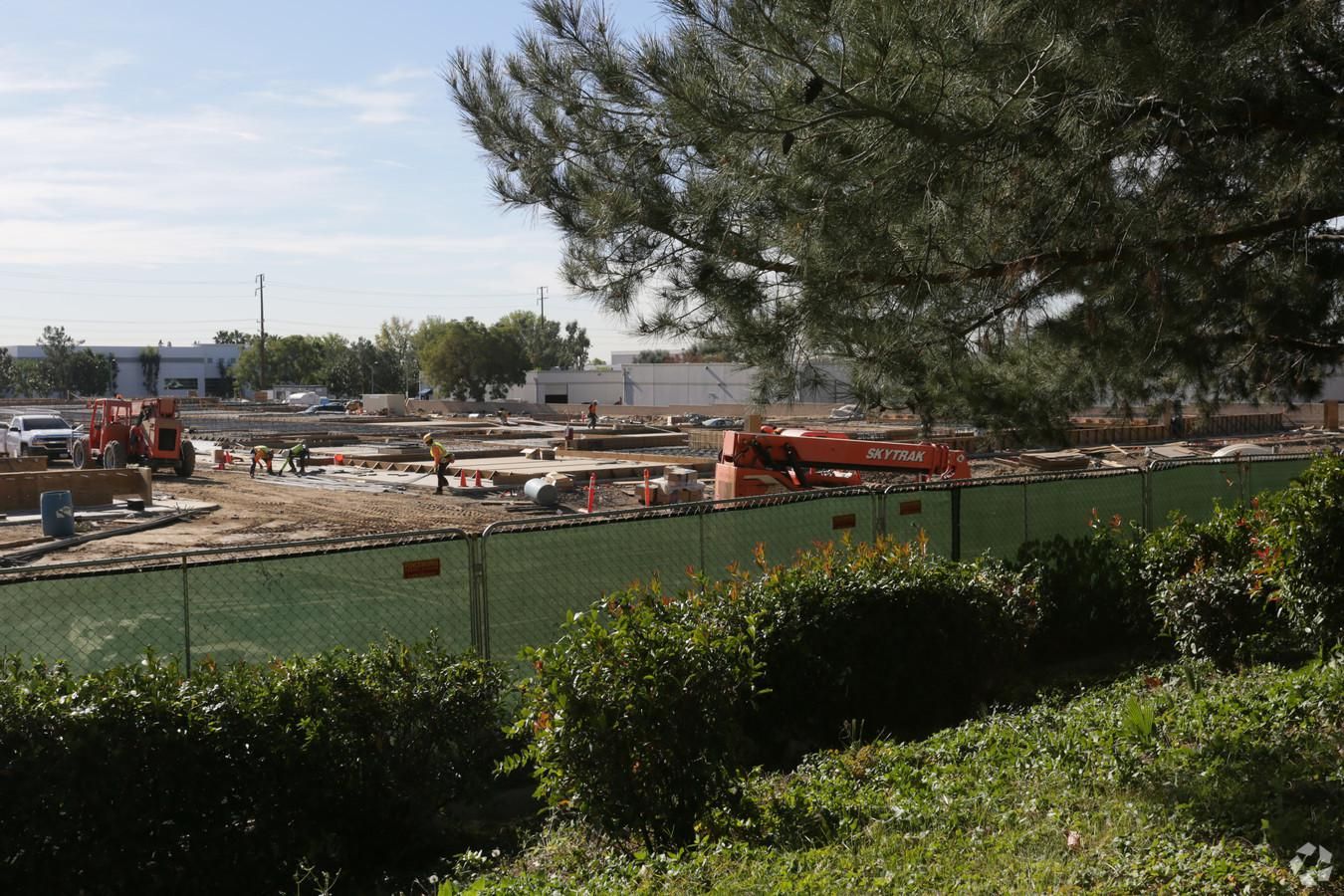 Industrial Property For Lease photo 3
