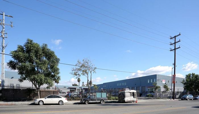 Warehouse Space for Rent at 6800-6818 Avalon Blvd Los Angeles, CA 90003 - #3