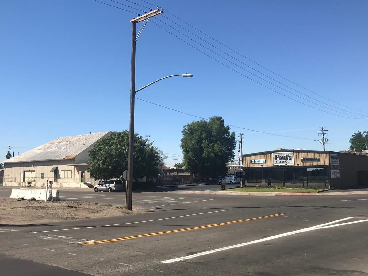 Bldgs 1&2 photo 2