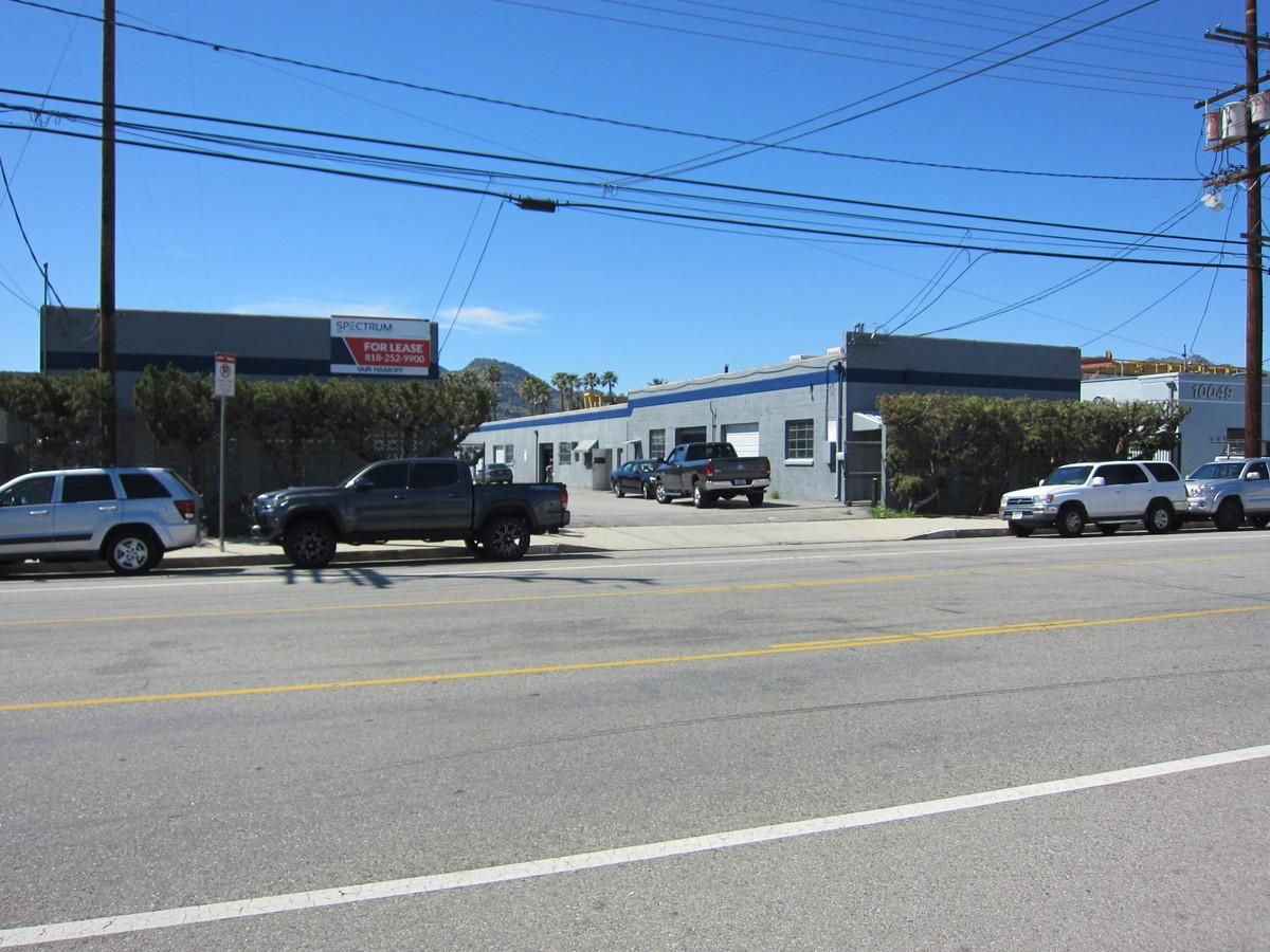 Prime Chatsworth Location photo 2