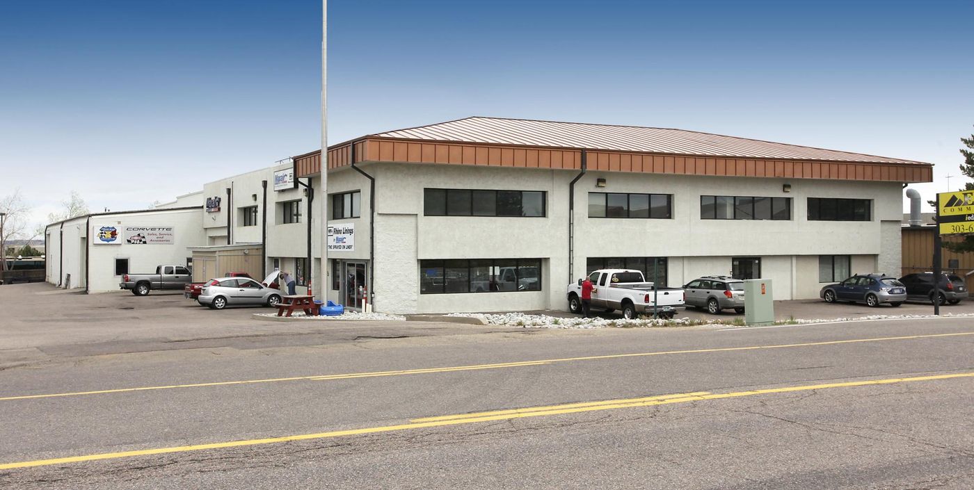 8484 South Valley Highway photo 1