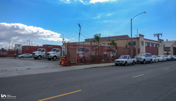 Warehouse Space for Sale at 1550-1570 Cota Ave Long Beach, CA 90813 - #6