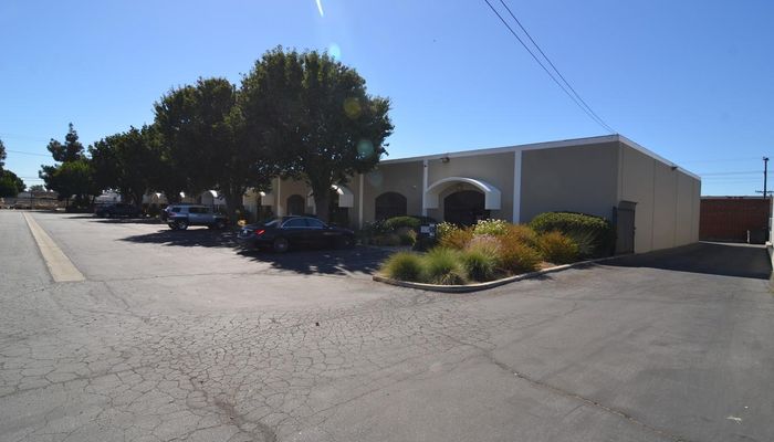 Warehouse Space for Sale at 7525 Ethel Ave North Hollywood, CA 91605 - #8