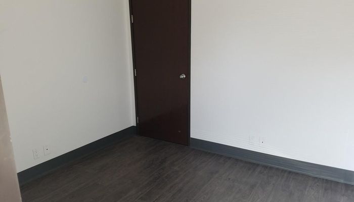 Warehouse Space for Rent at 1416 E Burnett St Signal Hill, CA 90755 - #7