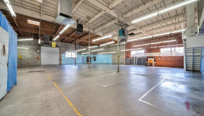 Warehouse Space for Rent at 14208 Towne Ave Los Angeles, CA 90061 - #53