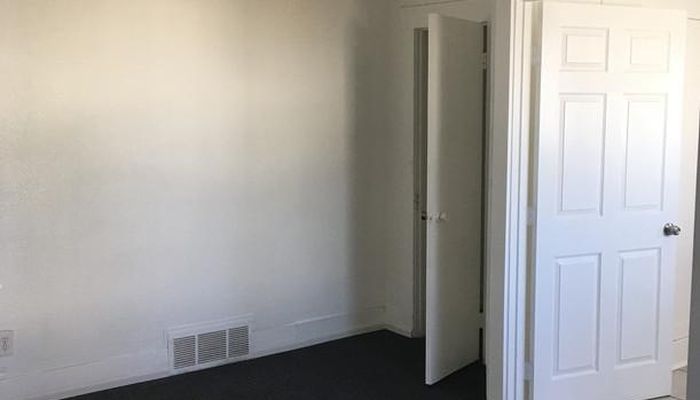 Warehouse Space for Rent at 17921 Valley Blvd Bloomington, CA 92316 - #11