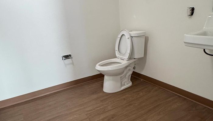 Warehouse Space for Rent at 1520-1522 Caspian Avenue Long Beach, CA 90813 - #4