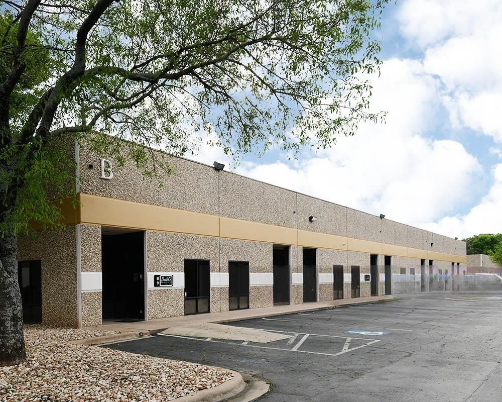 Centre North Business Park photo 3