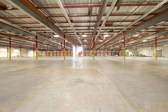 Multiple Spaces Property For Lease