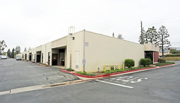 Warehouse Space for Rent at 544-592 E Lambert Rd Brea, CA 92821 - #8