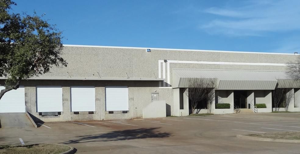 Midway Distribution Center 3231-3237 Commander Dr photo 4