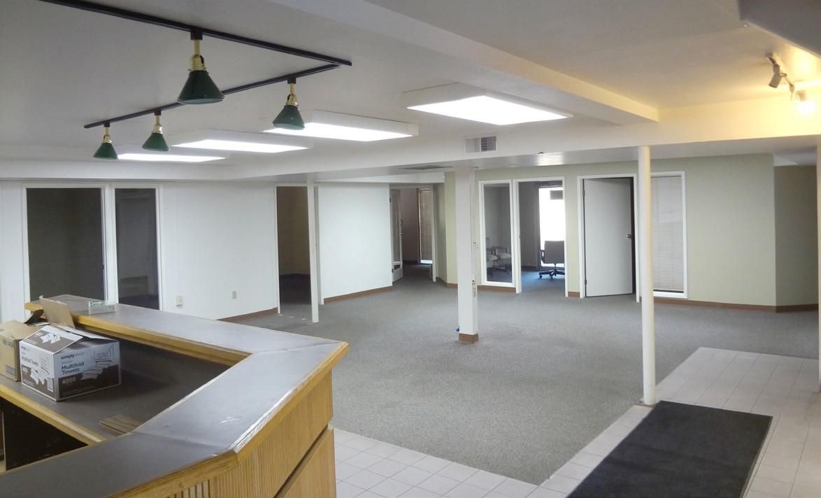 Multiple Spaces Property For Lease photo 2