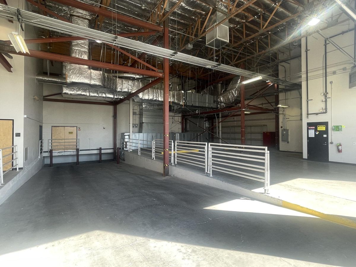 +/-17,360-27,811 SF For Lease Flex/Industrial w/Internal Dock - Hughes Airport Center photo 3