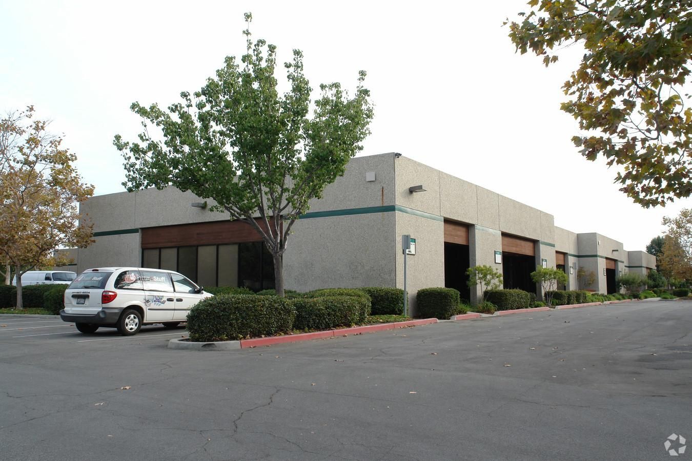Bldg 5 photo 4