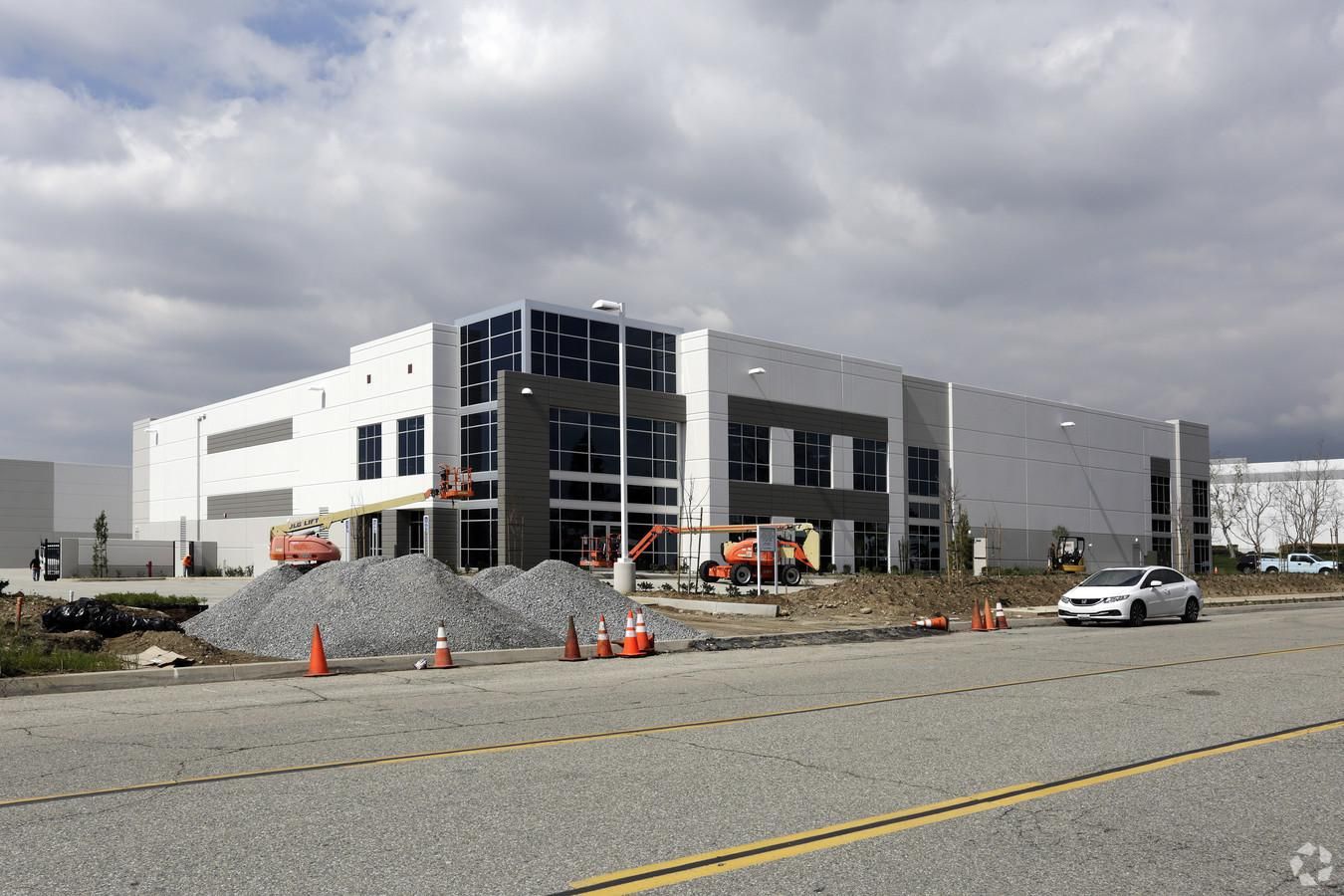 Building 3 photo 4