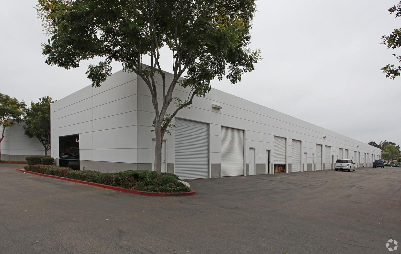 Bldg F photo 3