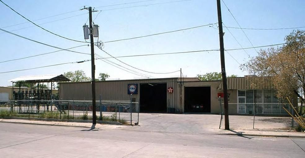 4835-4847 Alexander Ln photo 3
