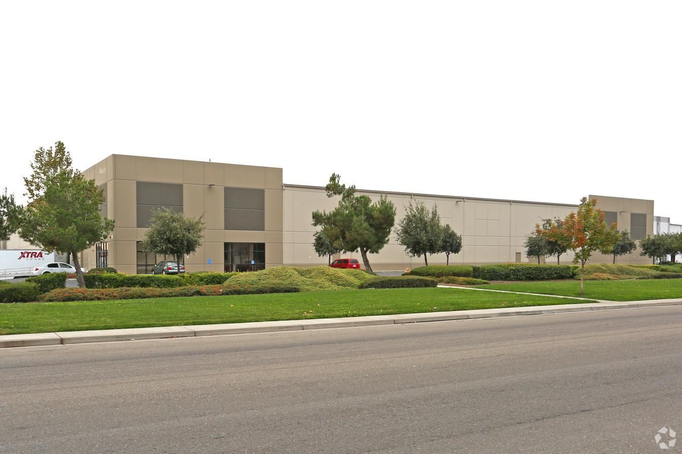 Industrial Property For Lease photo 1
