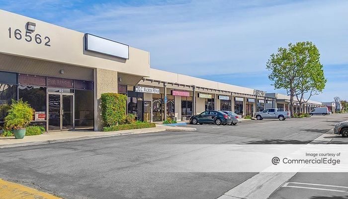 Warehouse Space for Rent at 16562 Gothard Street Huntington Beach, CA 92647 - #4