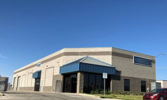 Warehouse Space for Rent located at 4010 W Ashcroft Ave Fresno, CA 93722