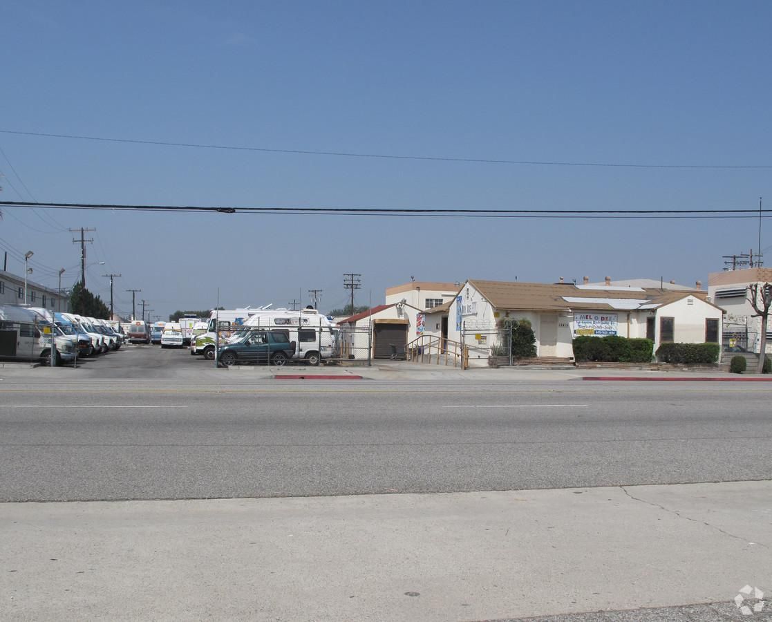 Industrial Property For Lease photo 3