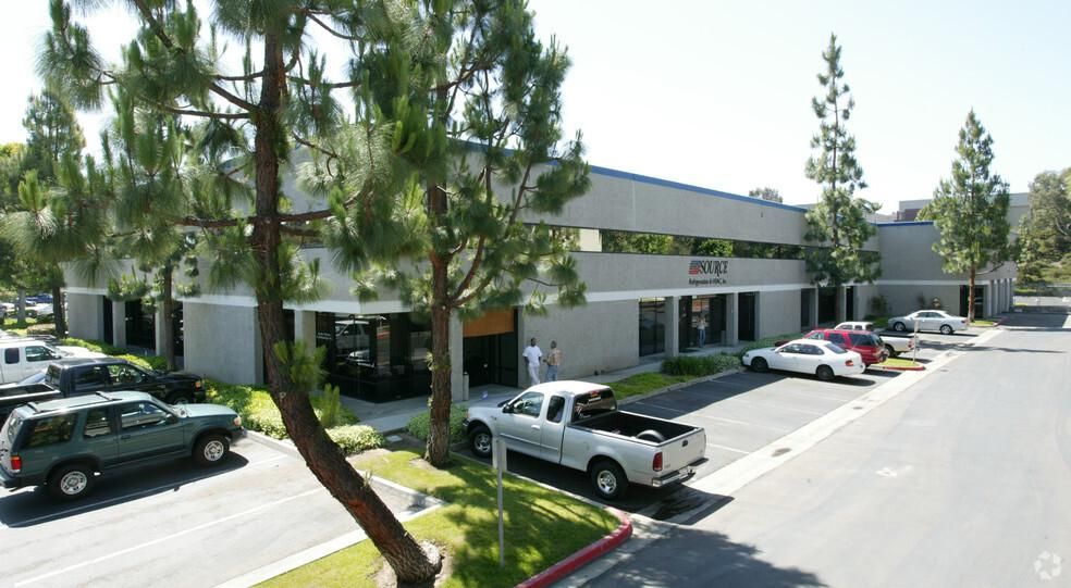 8320 Camino Santa Fe photo 3