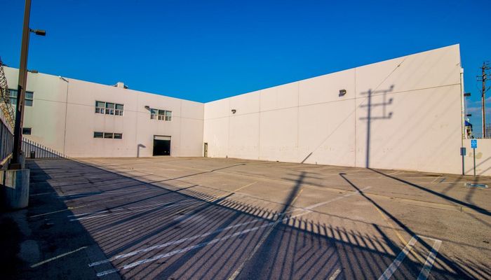 Warehouse Space for Rent at 2444 Porter St Los Angeles, CA 90021 - #91