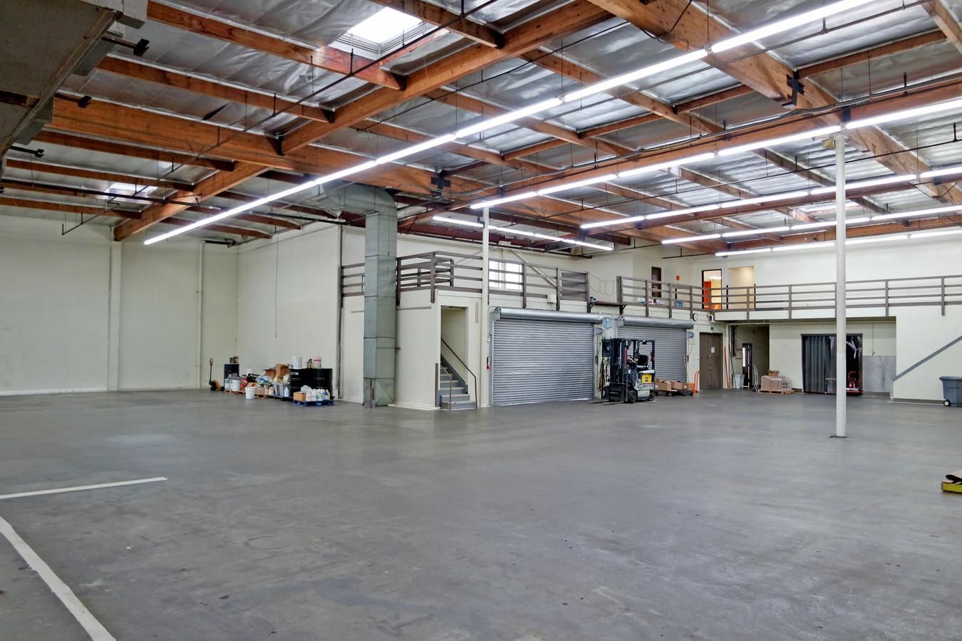 414 Crocker Street photo 1