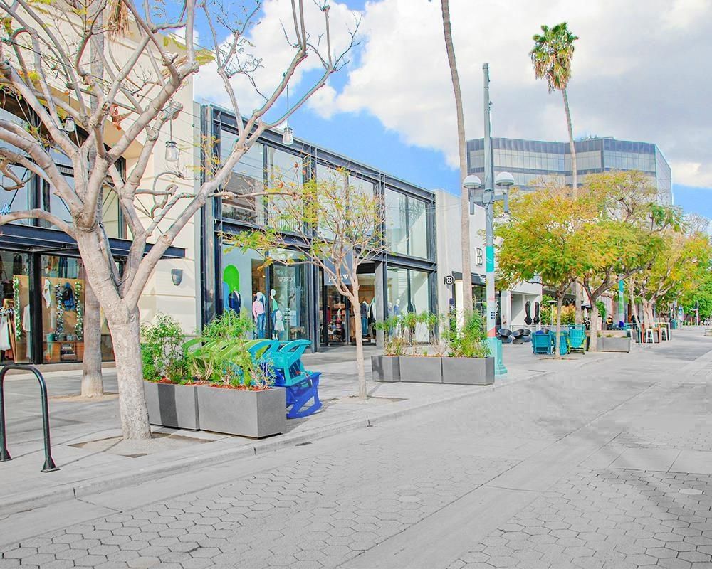 Third Street Promenade photo 3