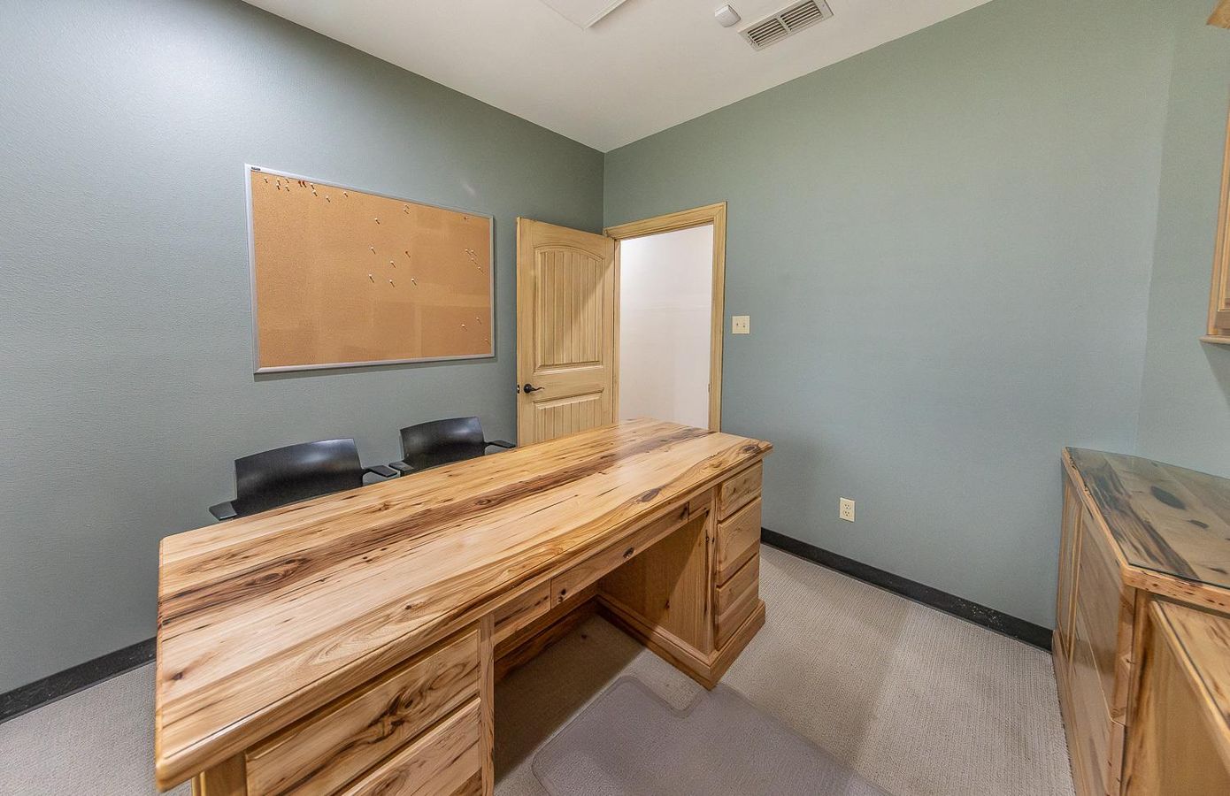5914 County Road 6300 photo 3