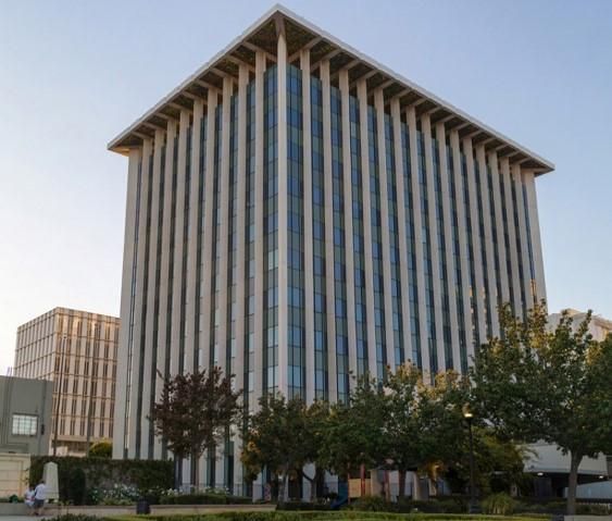 CREATIVE BEVERLY HILLS OFFICE FOR SUBLEASE photo 2