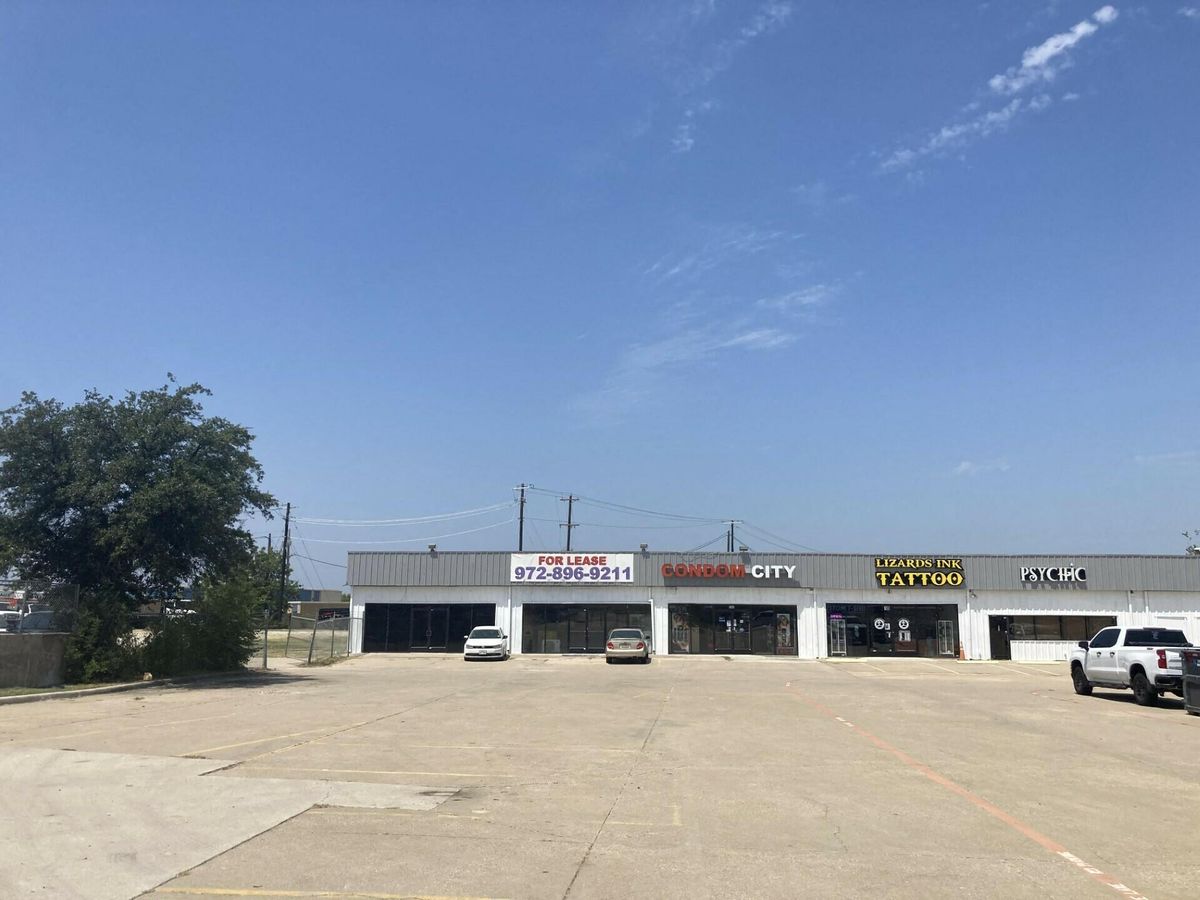 2455 E Hwy 121 photo 4