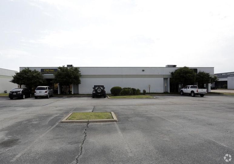Tech Center I 1302 Exchange Dr