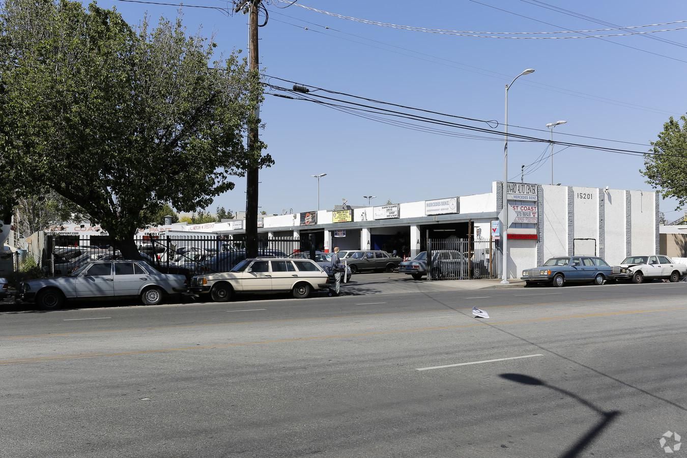 Oxnard Auto Center photo 2