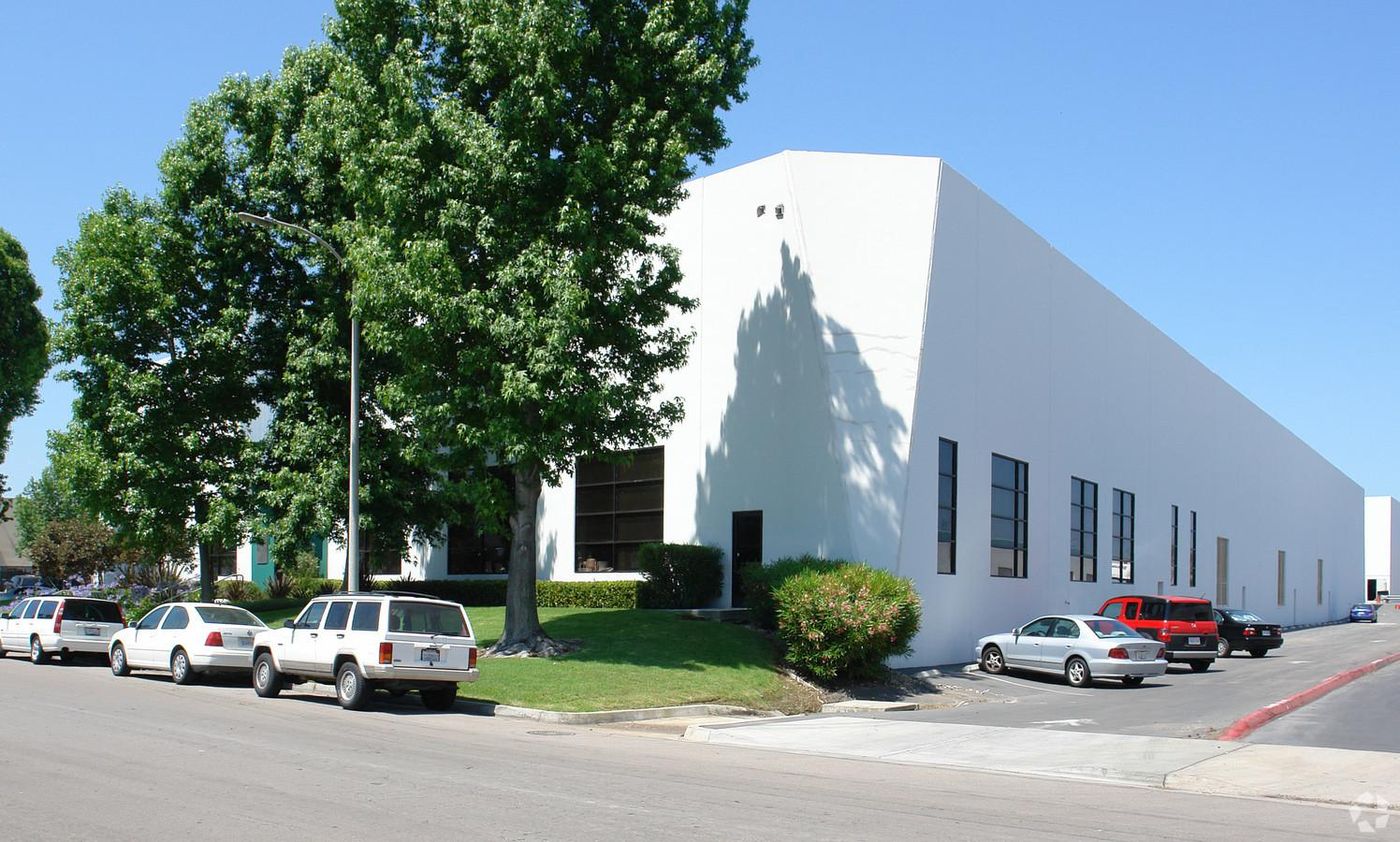 8960 Carroll Way photo 4