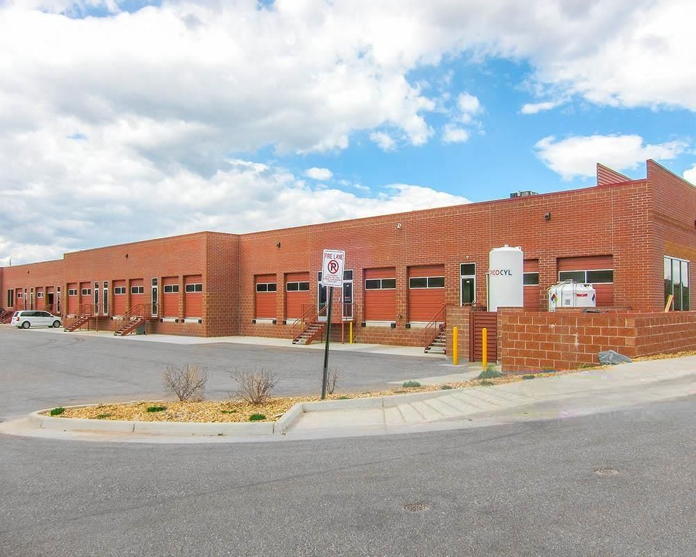 Corporate Center - 150 Capital Drive photo 4