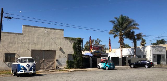 Mixed Use 6 units Ventura