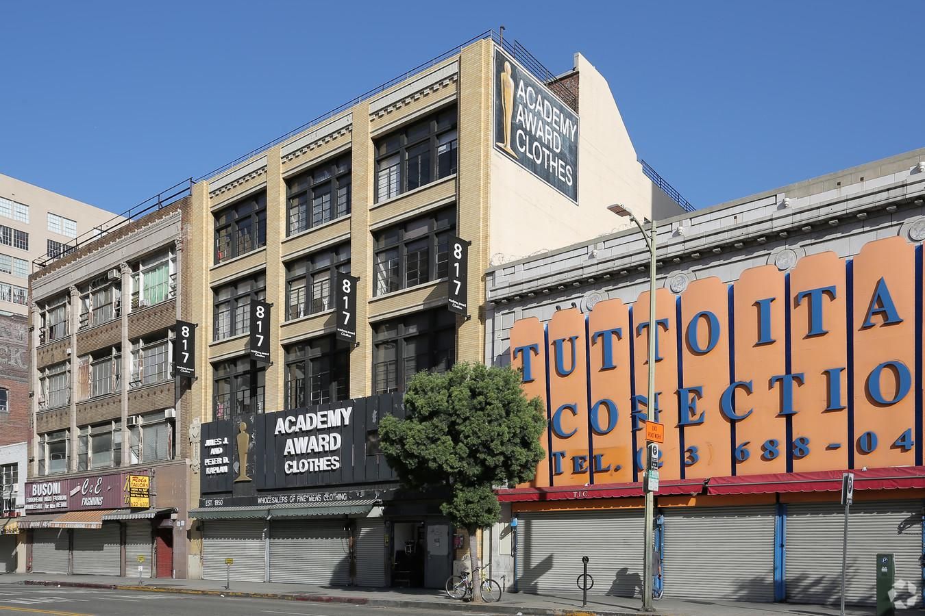 Retail Property For Lease photo 1