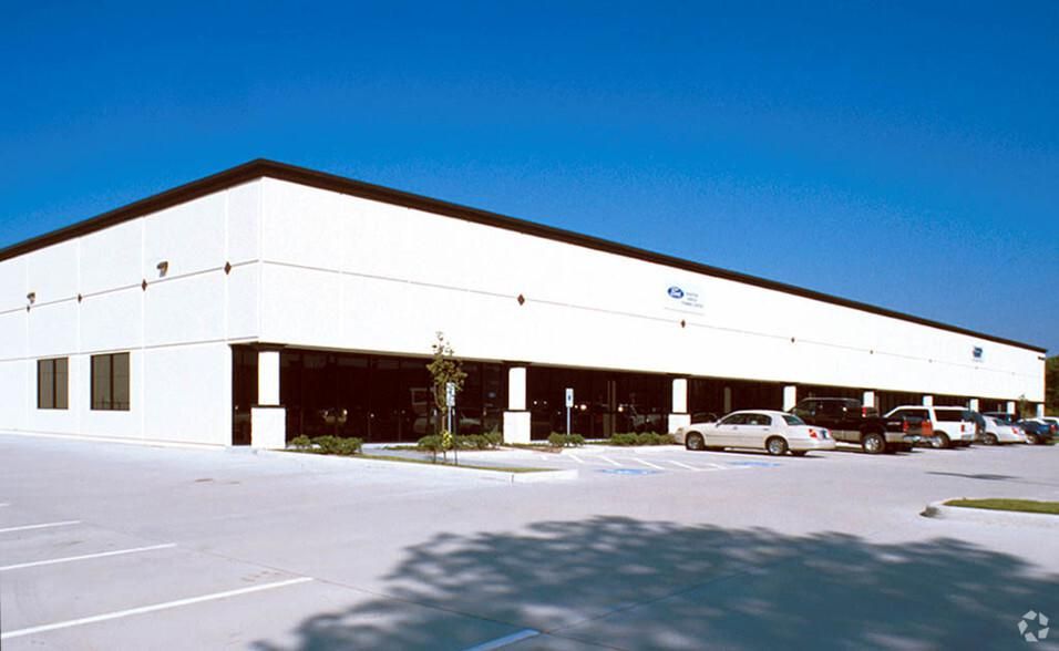 Willowbrook Distribution Center V 13161-13175 Misty Willow Dr photo 1