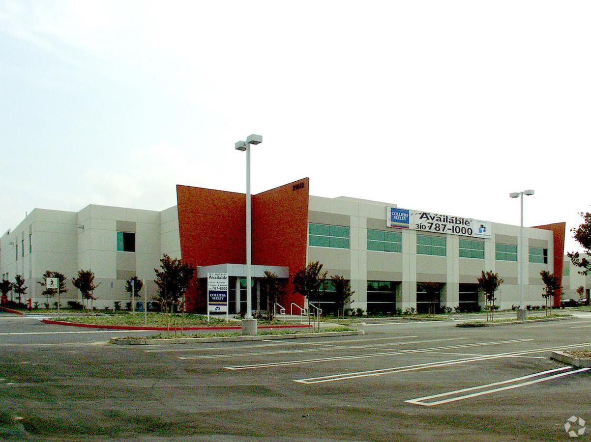 Bldg W3 photo 1