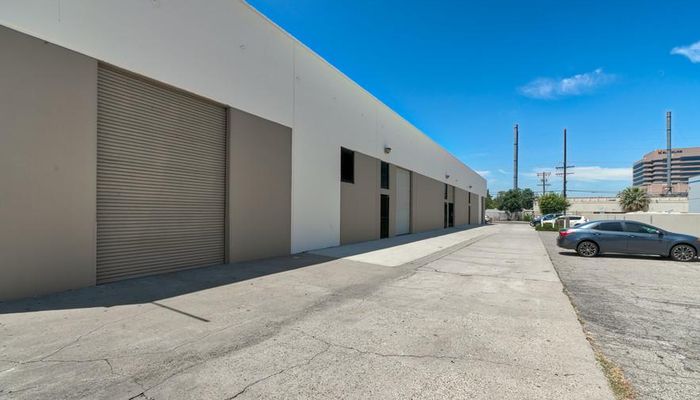 Warehouse Space for Rent at 6400 Variel Ave Woodland Hills, CA 91367 - #9