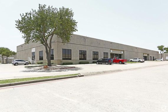 Richardson Distribution Center 1352-1366 Exchange Dr