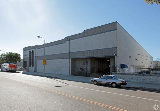 Modern Warehouse + Offices
