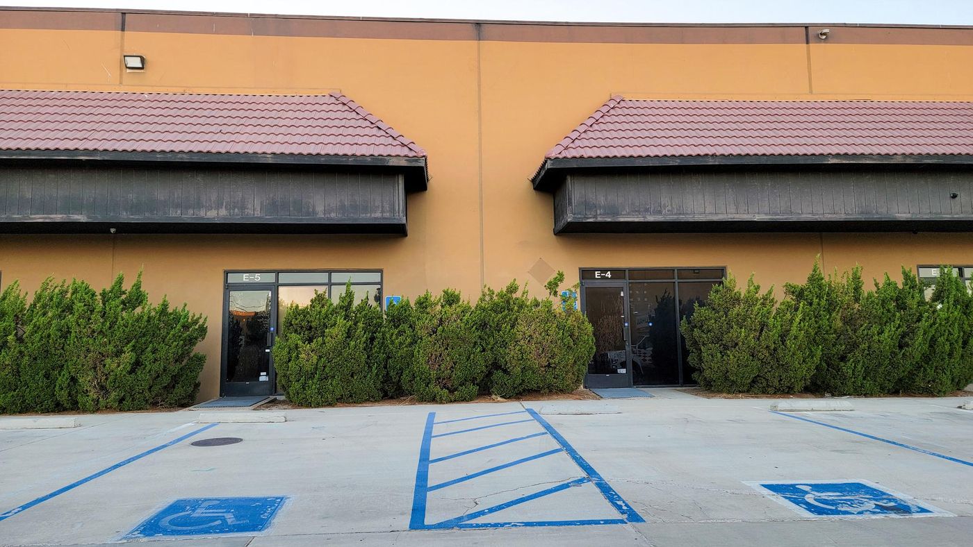 Prime Industrial Space for Lease 17229 Lemon St. photo 4