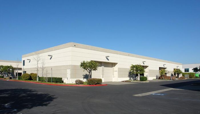 Warehouse Space for Rent at 2360-2364 E Sturgis Rd Oxnard, CA 93030 - #3