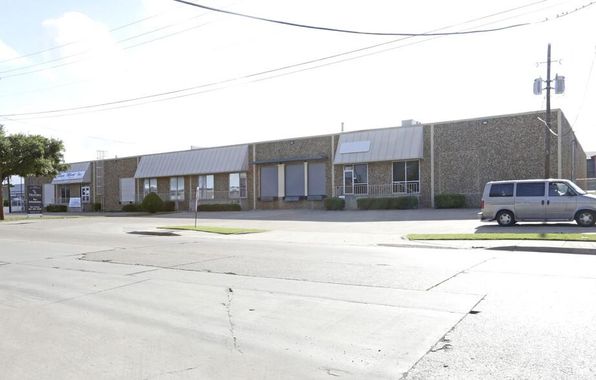 Grissom I 11410-11424 Grissom Ln