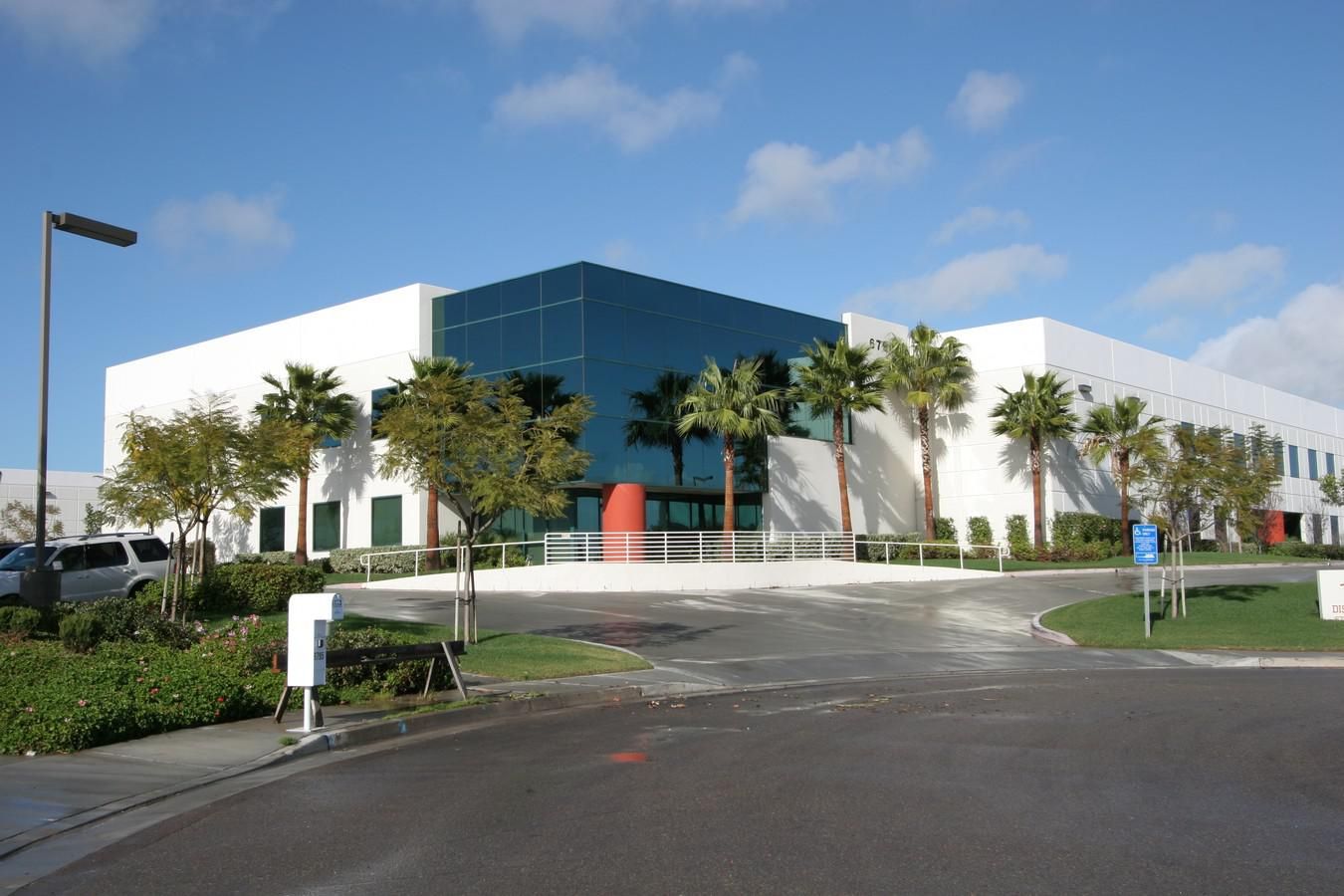 Bldg C photo 3