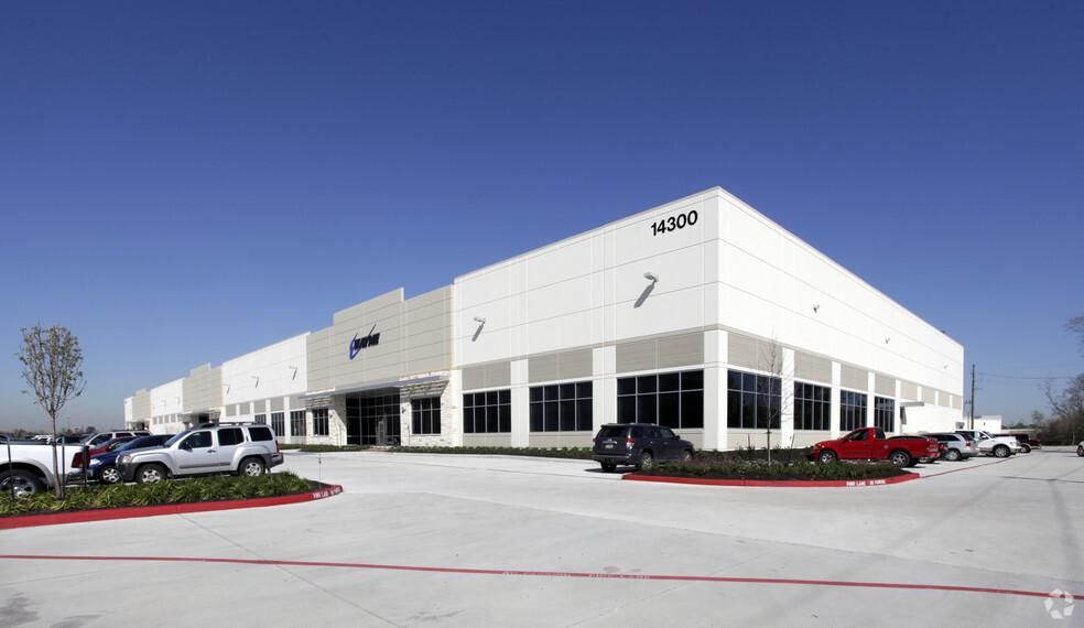 Building 5 14300 Hollister Dr photo 1