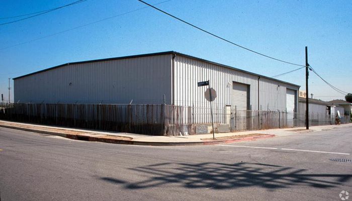 Warehouse Space for Rent at 903 Flint Ave Wilmington, CA 90744 - #1